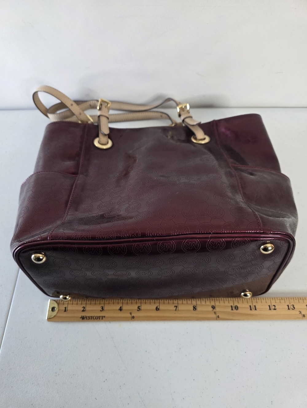 Michael Kors Jet Set East West Signature Bordeaux Patent Leather Tote Roomy - Picture 15 of 16